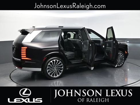 Used 2026 Hyundai Palisade Calligraphy FWD image 22