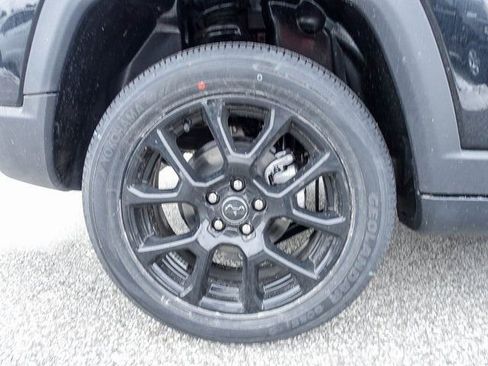 New 2026 Jeep Compass Latitude image 26