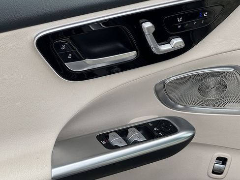 Certified 2023 Mercedes-Benz C 300 Sedan image 12