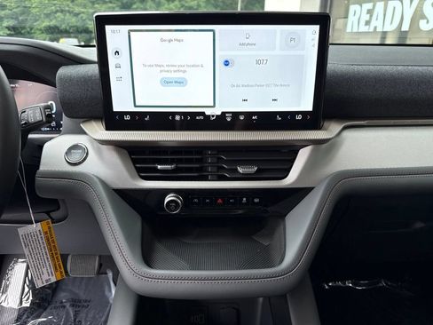 New 2026 Ford Explorer Active AWD/4WD image 17