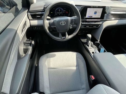 Used 2026 Toyota Camry LE w/ Convenience Package FWD image 13