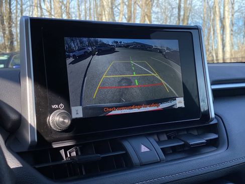 Used 2024 Toyota RAV4 XLE image 34