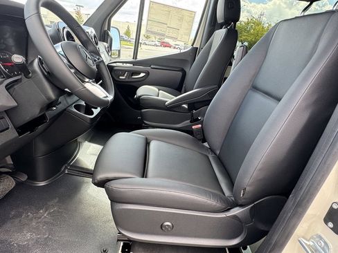 New 2026 Mercedes-Benz Sprinter 2500 image 27