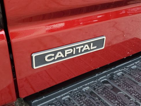 New 2026 GMC Sierra 1500 SLT w/ SLT Convenience Package image 6