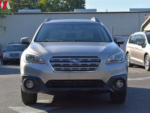Used 2015 Subaru Outback 2.5i Premium AWD/4WD image 7