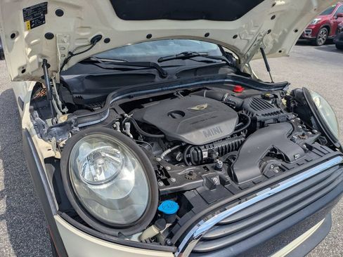 Used 2017 MINI Cooper 2-Door Hardtop FWD image 31