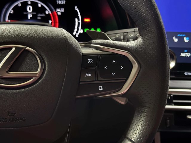 Used 2024 Lexus RX 350 F Sport w/ Convenience Package AWD/4WD image 17
