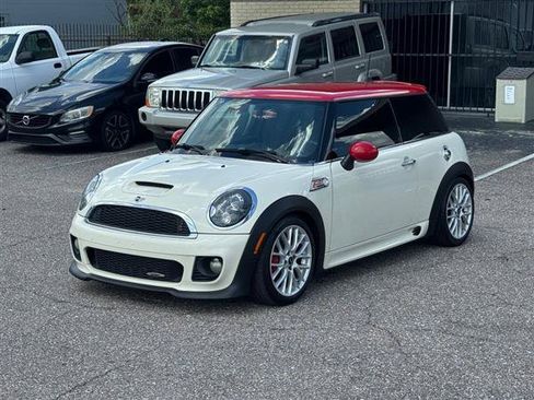 Used 2013 MINI Cooper John Cooper Works w/ Technology Pkg 2 FWD image 1