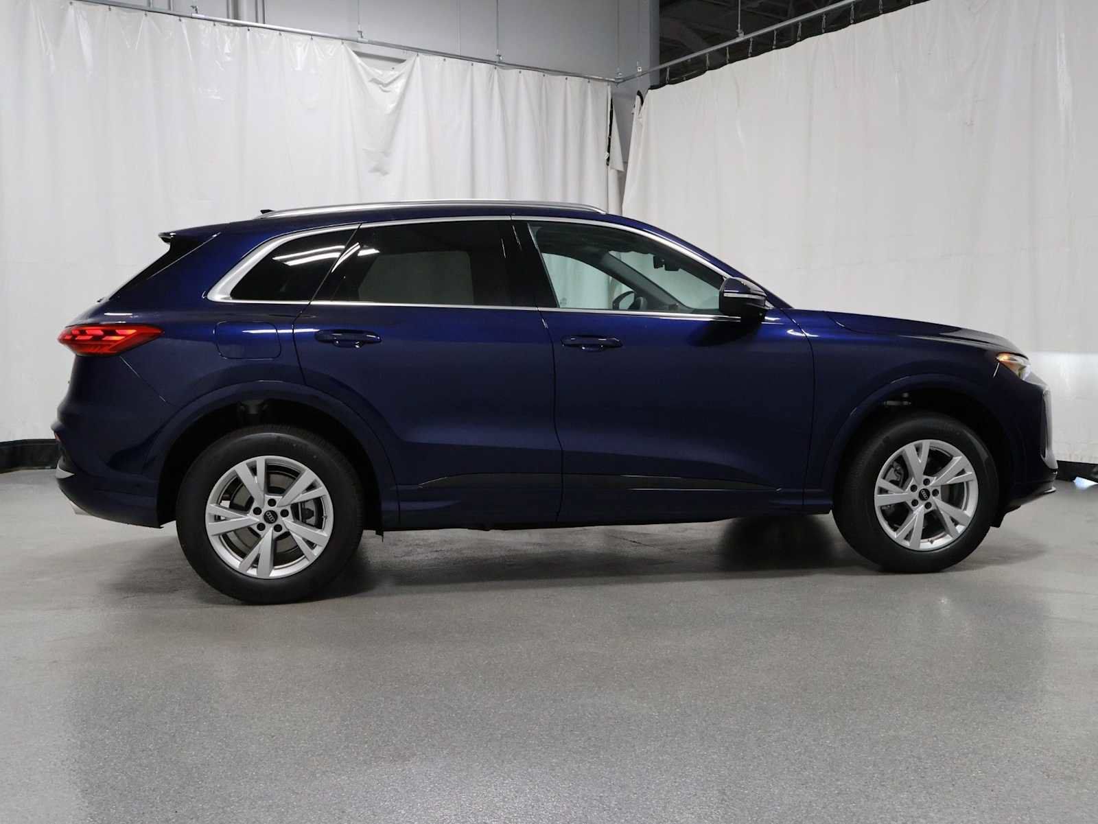 New 2026 Audi Q5 Premium AWD/4WD image 10
