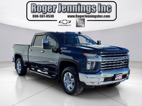 Used 2020 Chevrolet Silverado 2500 LTZ w/ LTZ Plus Package image 6