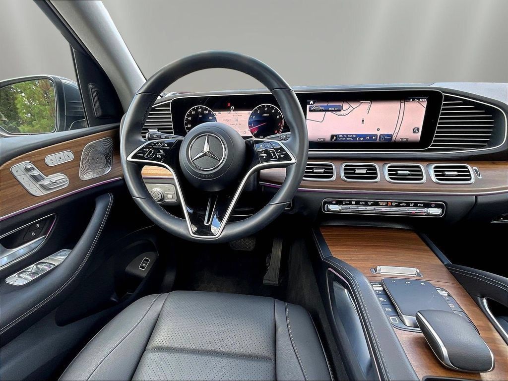 Certified 2025 Mercedes-Benz GLE 350 4MATIC image 10