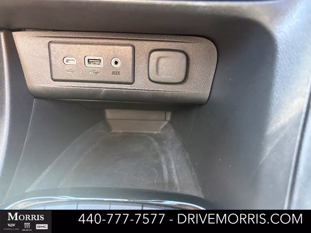 Used 2023 Buick Encore GX Select w/ Sport Touring Package AWD/4WD image 27