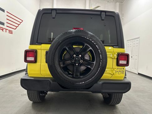 Used 2022 Jeep Wrangler Unlimited Sport AWD/4WD image 11
