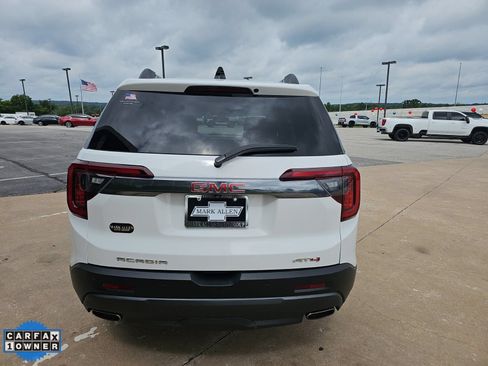 Used 2023 GMC Acadia AT4 w/ Technology Package AWD/4WD image 4