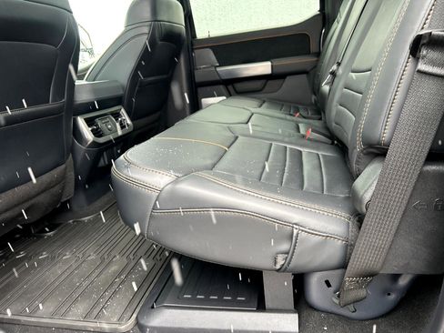 Used 2024 Ford F350 Platinum image 10