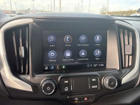 Used 2023 GMC Terrain SLT image 15