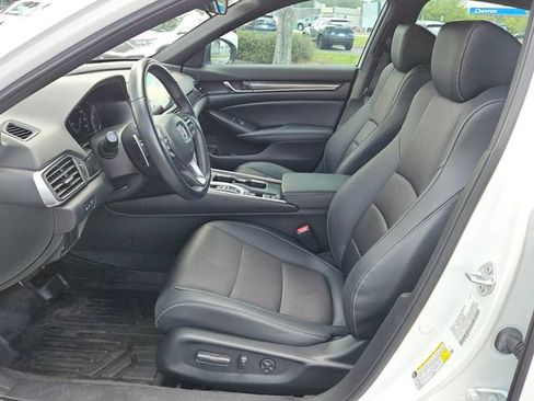 Used 2022 Honda Accord Sport image 10