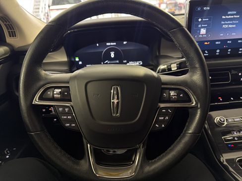 Used 2023 Lincoln Nautilus AWD w/ Premium Package image 14