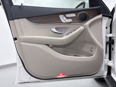 Certified 2022 Mercedes-Benz GLC 300 4MATIC image 16