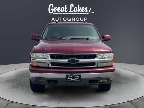 Used 2005 Chevrolet Suburban LT w/ Preferred Equipment Group AWD/4WD image 8