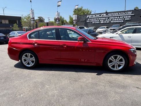 Used 2017 BMW 330i Sedan RWD image 25