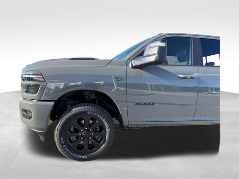 New 2027 RAM 2500 Laramie w/ Night Edition AWD/4WD image 24