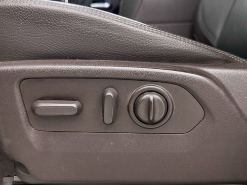 Used 2020 GMC Sierra 2500 Denali w/ Denali Ultimate Package image 27