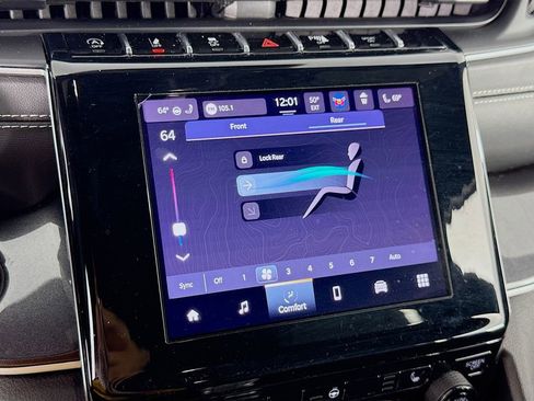 Used 2021 Jeep Grand Cherokee L Altitude image 39