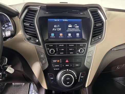 Used 2017 Hyundai Santa Fe Sport image 15