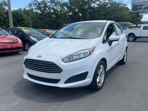Used 2018 Ford Fiesta SE image 17