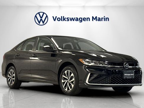 New 2025 Volkswagen Jetta Sport image 7