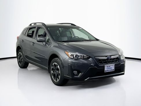 Used 2023 Subaru Crosstrek 2.0i Premium AWD/4WD image 3