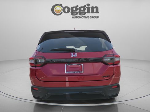 New 2026 Honda Pilot Sport image 4