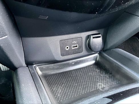 Used 2020 Nissan Rogue S AWD/4WD image 34