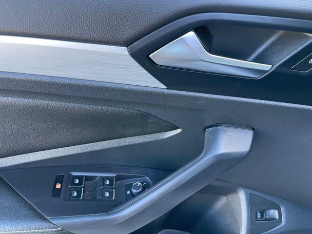 Used 2025 Volkswagen Jetta S FWD image 13