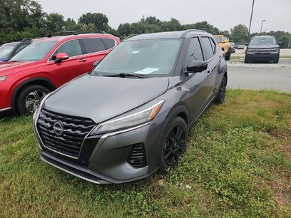 Used 2023 Nissan Kicks SR