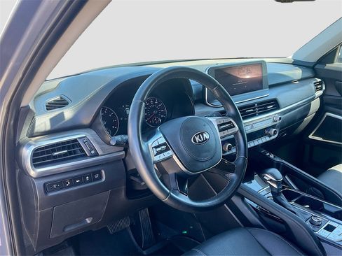 Used 2022 Kia Telluride EX image 9