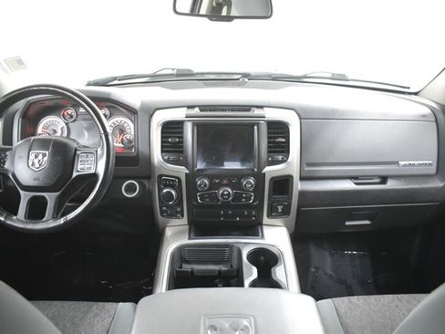 Used 2018 RAM 1500 Big Horn AWD/4WD image 7