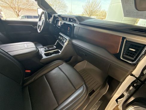 Certified 2024 GMC Sierra 2500 Denali w/ Denali Reserve Package image 29