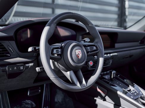 Used 2026 Porsche 911 Carrera GTS w/ Premium Package image 35