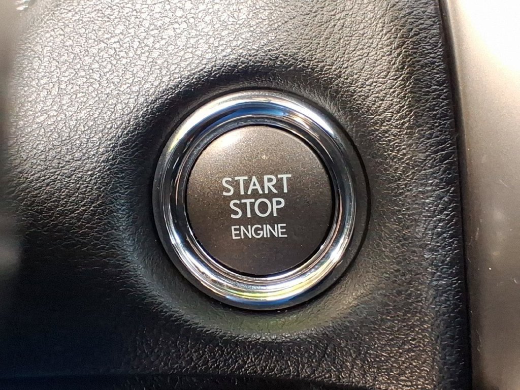 Used 2023 Lexus GX 460 Luxury w/ Sport Design Package AWD/4WD image 23