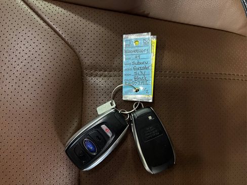 Used 2024 Subaru Forester Touring AWD/4WD image 41