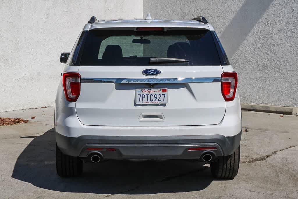 Used 2016 Ford Explorer FWD image 5