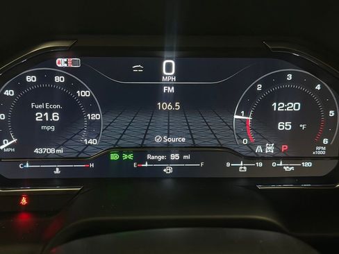 Used 2025 GMC Sierra 1500 AT4 w/ AT4 Premium Package image 5