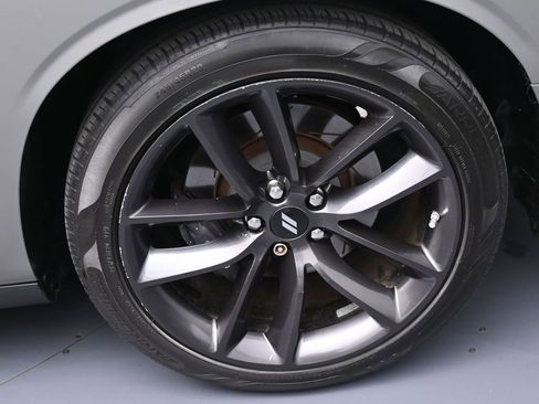 Used 2019 Dodge Challenger R/T Scat Pack w/ Shaker Package image 31