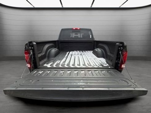 Used 2018 RAM 1500 Sport image 9