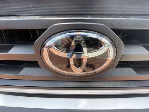 Used 2022 Toyota Tacoma SR w/ SX Package RWD image 37
