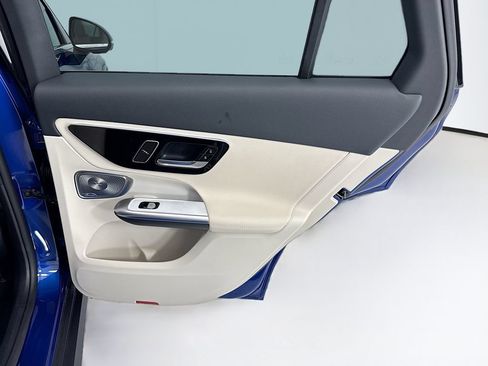Certified 2026 Mercedes-Benz GLC 300 image 25
