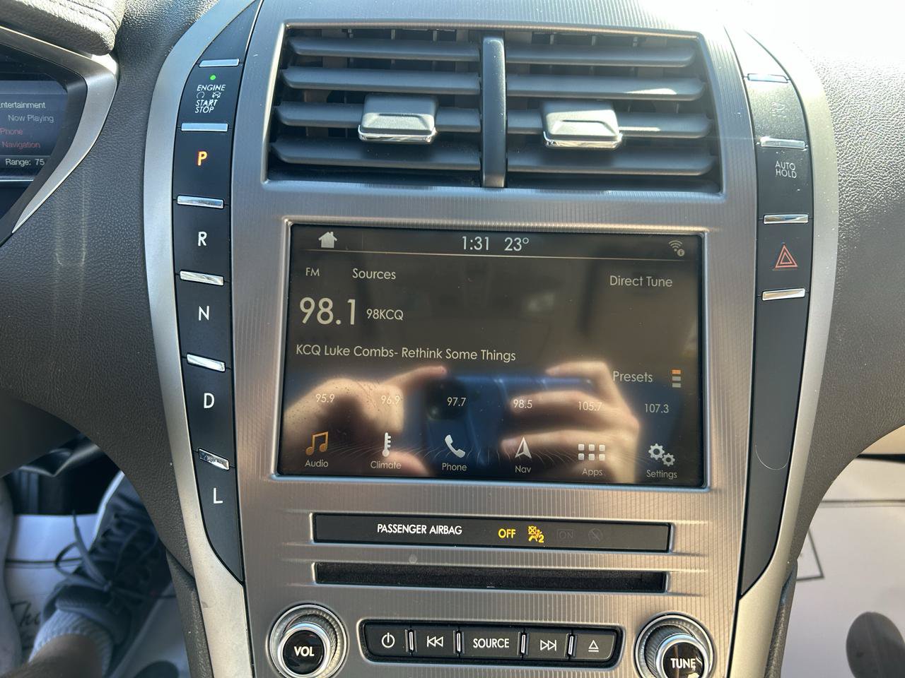 Used 2017 Lincoln MKZ Select w/ Select Plus Package FWD image 22