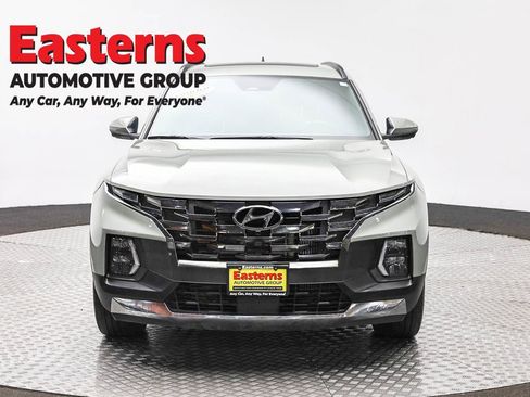 Used 2022 Hyundai Santa Cruz Limited AWD/4WD image 2